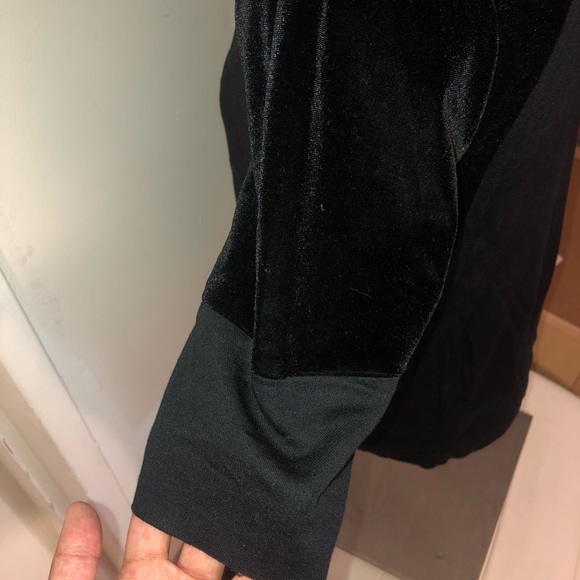 Adidas Short Sleeve Top - Picture 8 of 10